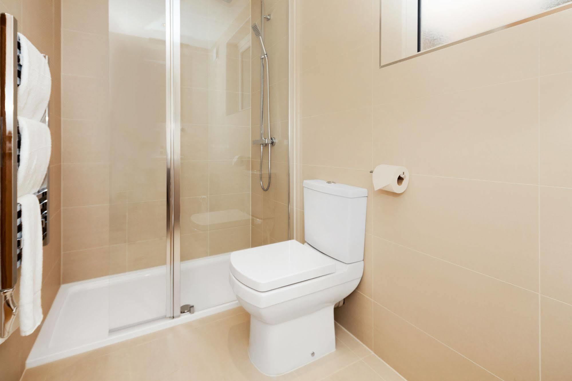 Access West Kensington Apartment Londra Exterior foto