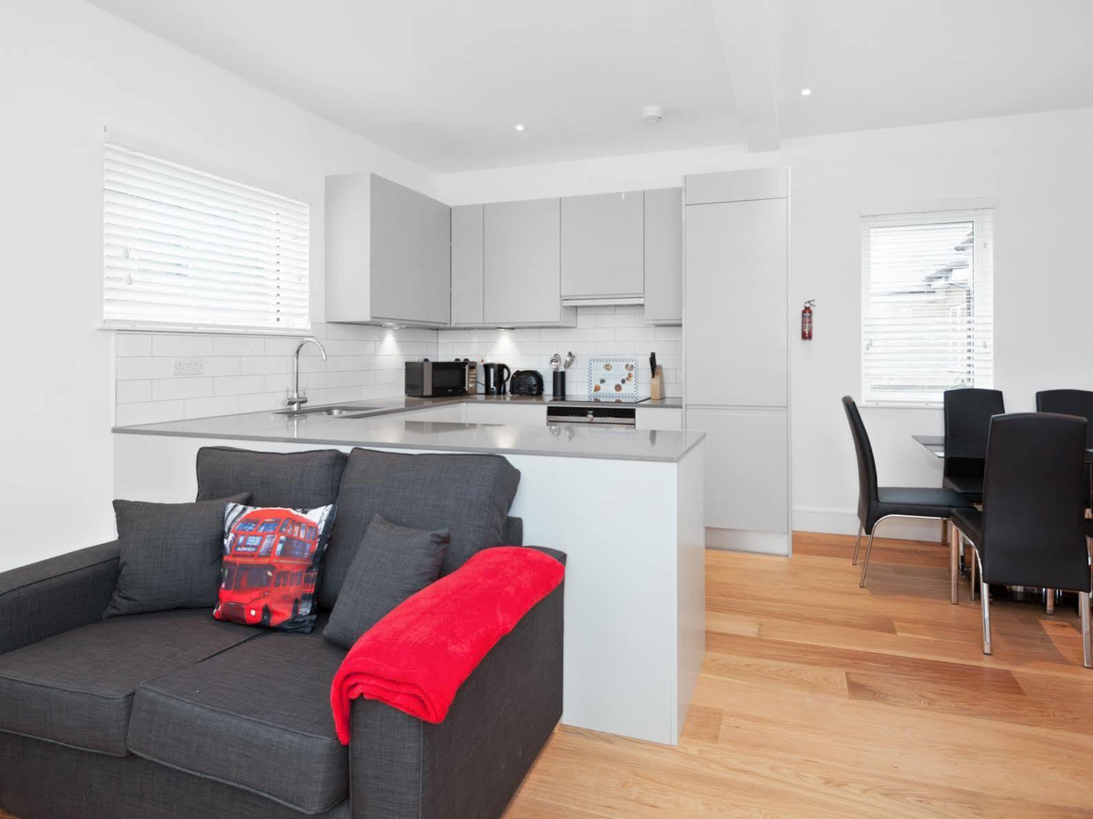 Access West Kensington Apartment Londra Exterior foto